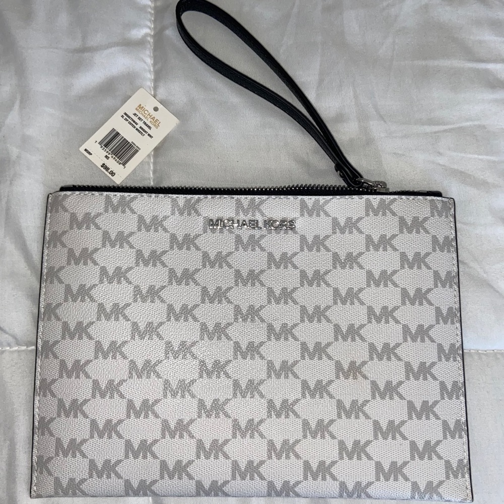 MK wristlet